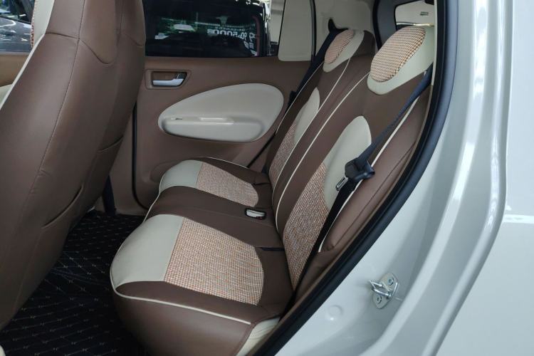 Used Wuling Hongguang MINIEV 2025 Four-Door Version Advanced Edition Left Rear Seat