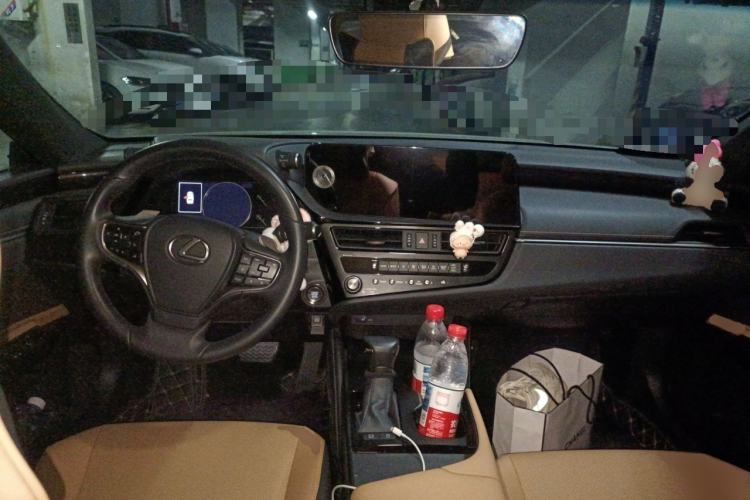 Used Lexus ES 2023 200 Excellence Edition