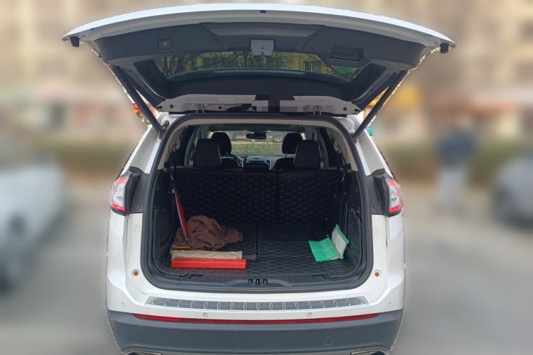 Used Ford Edge 2016 EcoBoost 245 Two-Wheel-Drive Titanium 7-Seater