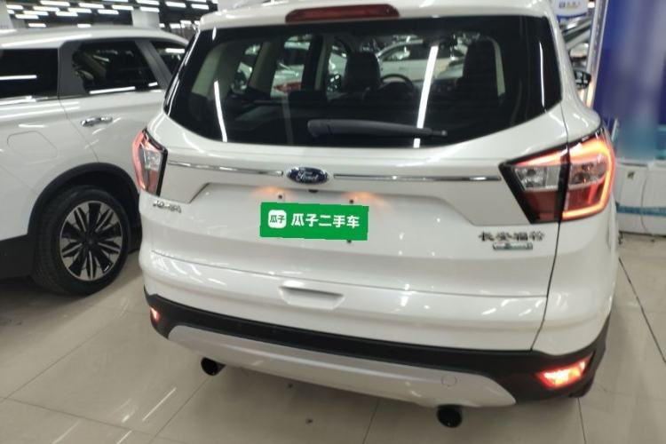 Used Ford Kuga 2018 EcoBoost 180 Two-Wheel-Drive Platinum Edition
