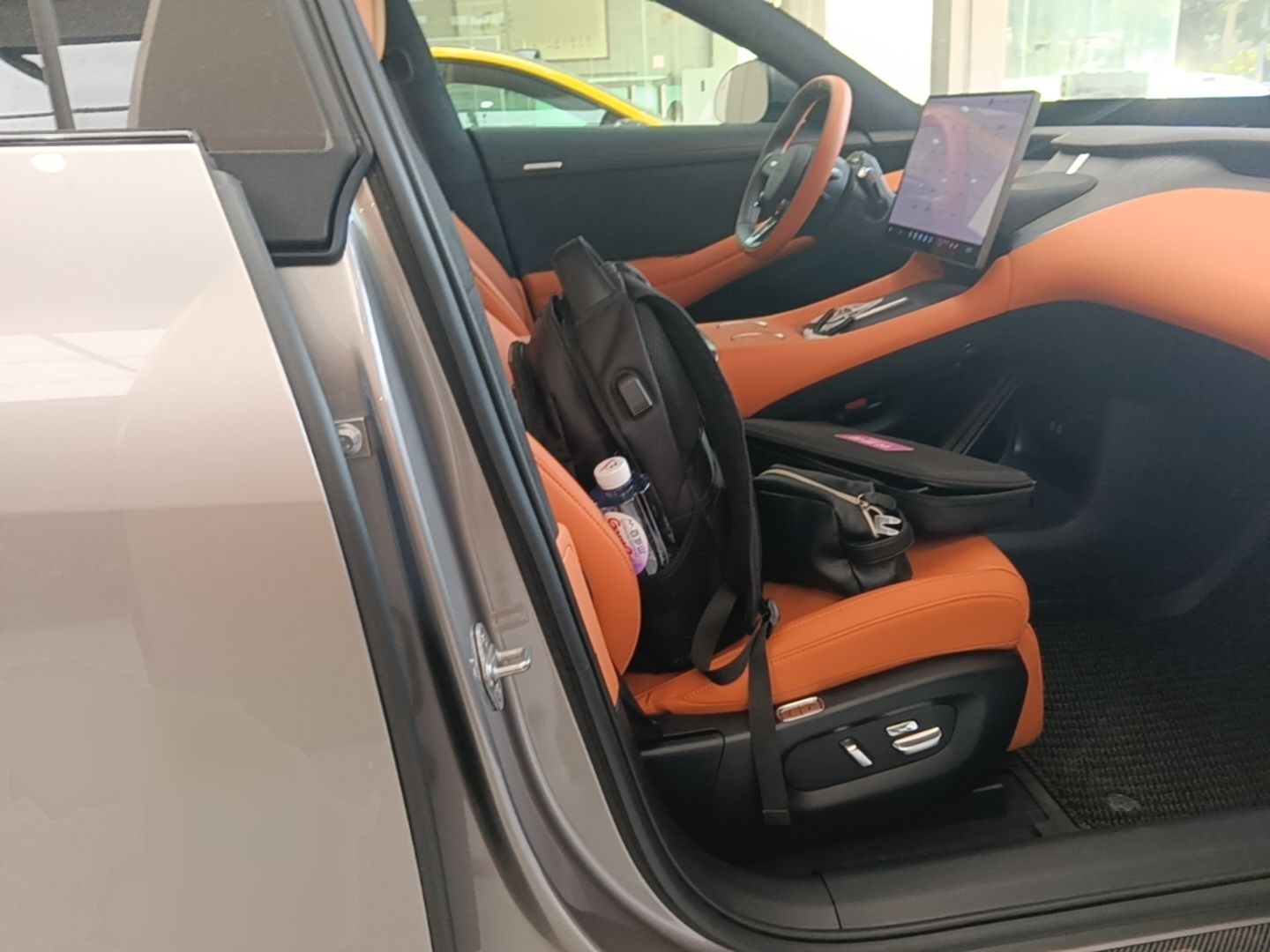 Xiaomi Auto YU7 2025 Ultra-Long Range High-Performance All-Wheel-Drive Max Edition — снимка 19