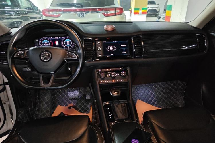 Used Skoda Kodiaq 2019 Facelifted TSI380 7-Seater All-Wheel-Drive Flagship Version China VI Standard
