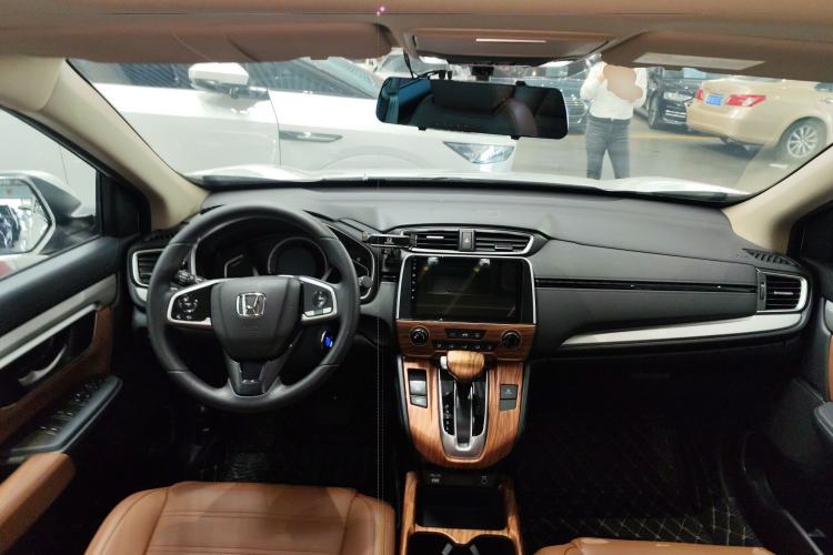 Used Honda CR-V 2021 240TURBO CVT 2WD Comfort Version Center Console