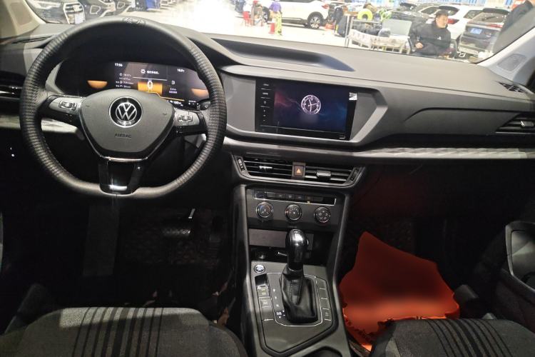 Used Volkswagen Tharu 2022 280TSI Two-Wheel Drive Trend Edition
