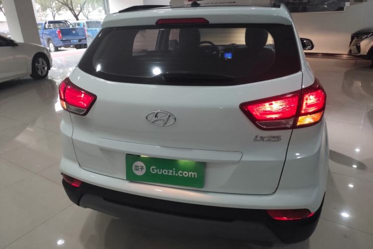 Used Hyundai ix25 2017 1.6L Automatic Smart Version
