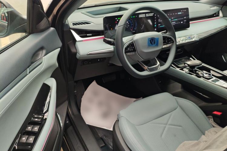 Used CHANGAN Ruicheng PLUS 2023 1.5T DCT Navigation Edition Driver Seat