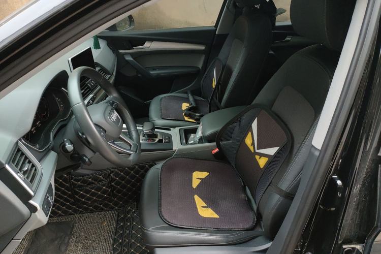 Used Audi Q5L 2018 40 TFSI Prestige Fashion Edition China VI Left Front Seat