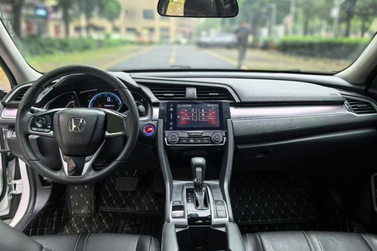 Used Honda Civic 2016 220TURBO CVT Luxury Edition
