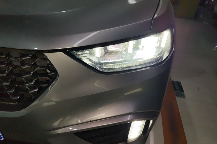 Used Wey VV5 2020 1.5T Two-Wheel Drive Smart Pioneer Left Front Headlight