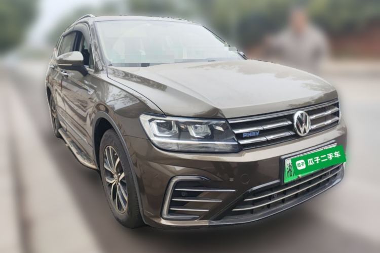 Used Volkswagen Tiguan L New Energy 2019 430 PHEV Hybrid Luxury Edition Front Right 45 Deg