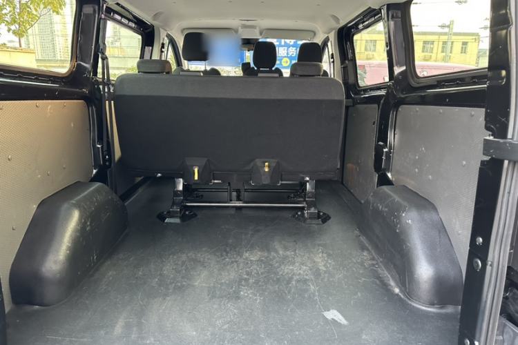 Used Ford Transit 2023 2.0T Diesel Automatic Multi-Function Commercial Vehicle Short Wheelbase Low Roof 5/6 Seats