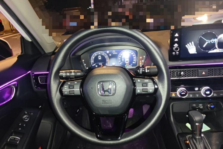 Used Honda Civic 2023 240TURBO CVT Dynamic Edition Steering Wheel