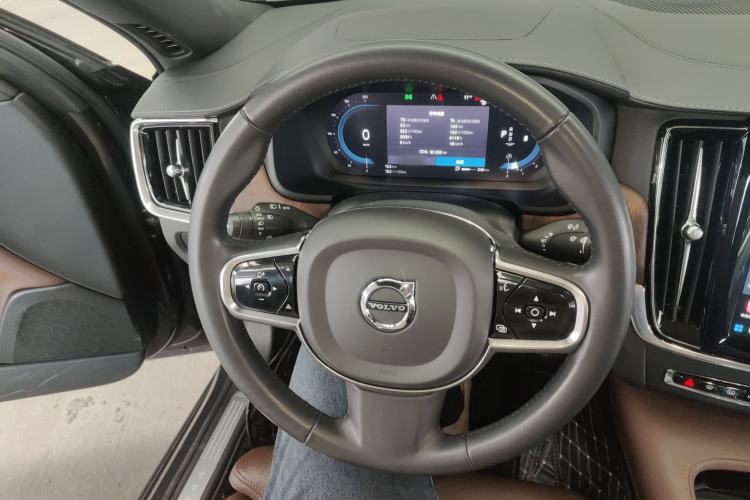 Used Volvo S90 2022 B5 Zhiyuan Luxury Edition