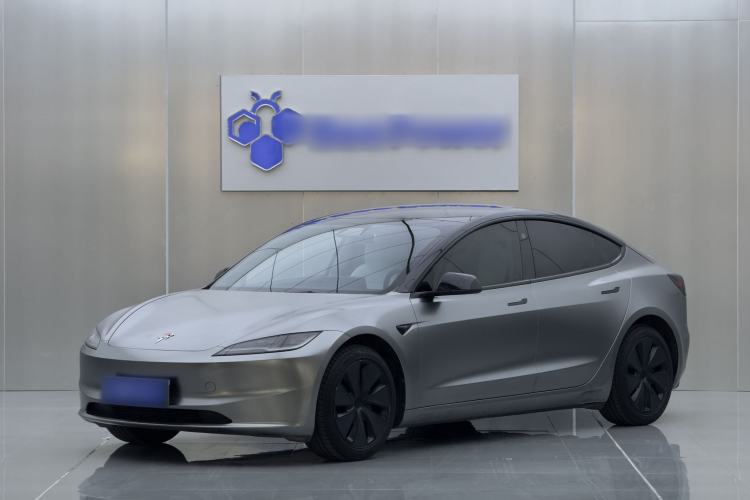 Used Tesla Model 3 2025 Rear-Wheel-Drive Version