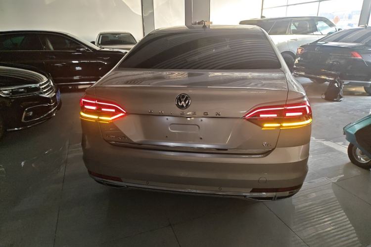 Used Volkswagen Phideon 2018 Revised Version 480 V6 Four-Wheel Drive Luxury Flagship Edition
