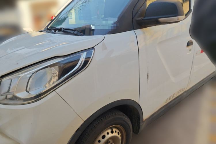 Used SAIC MAXUS EV30 2021 Pure Electric Smart Logistics Expert with Long Wheelbase—CATL