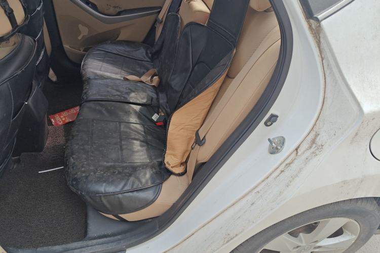 Used Hyundai Elantra (5th Generation / Langdong) 2012 1.6L Manual Leading Model