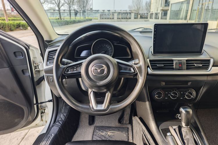 Used Mazda 3 Axela 2017 Sedan 1.5L Automatic Comfort Model Emission Standard China V