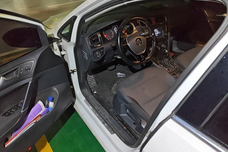 Used Volkswagen Golf 2017 230TSI Automatic Comfort Edition – Celebrating Milestone of One Million Units