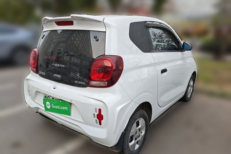 Used Roewe Clever 2021 302 km New Four-Seater Super-Efficient Version