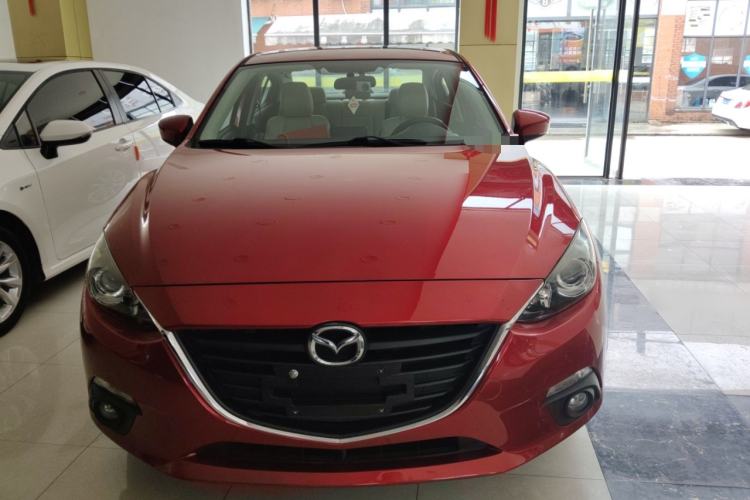 Used Mazda Mazda 3 Axela 2016 Sedan 2.0L Automatic Sport Model
