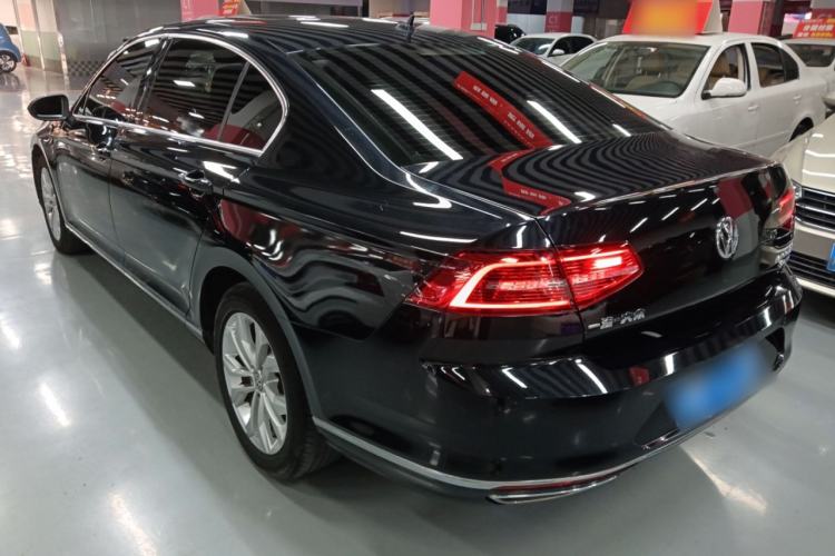 Used Volkswagen Magotan 2019 330TSI DSG Luxury Version China VI Standard
