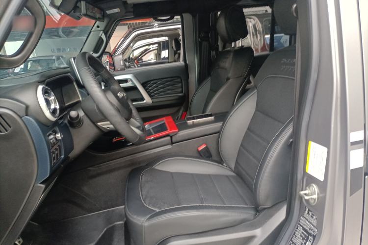 Used BAIC Off-Road BJ40 2023 2.0T Automatic Four-Wheel Drive Ring of the Tower Champion Edition