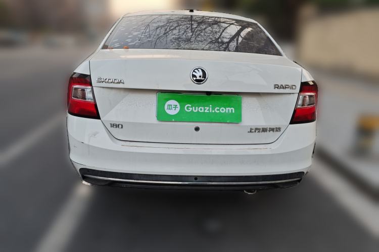 Used Skoda Rapid 2018 1.6L Automatic Comfort Edition
