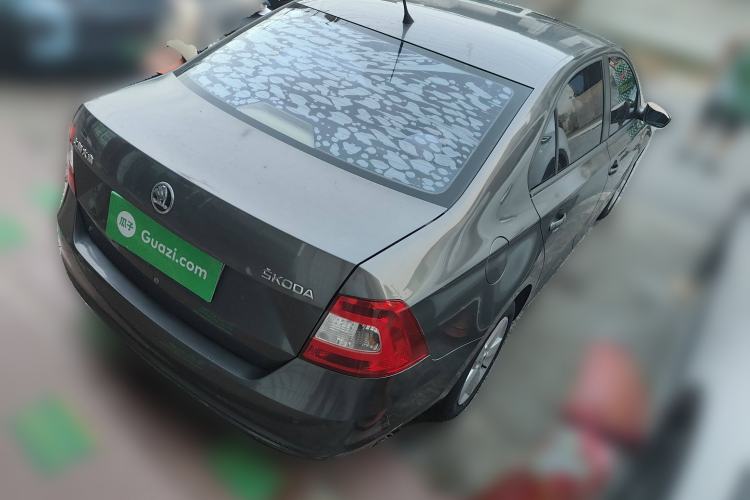 Used Skoda Rapid 2013 1.6L Automatic Smart Selection Model