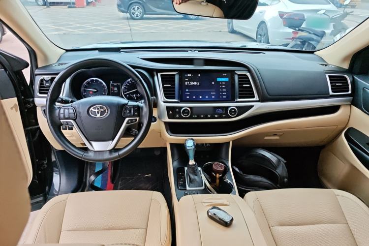 Used Toyota Highlander 2021 2.0T Four-Wheel Drive Luxury Edition 7 Seats