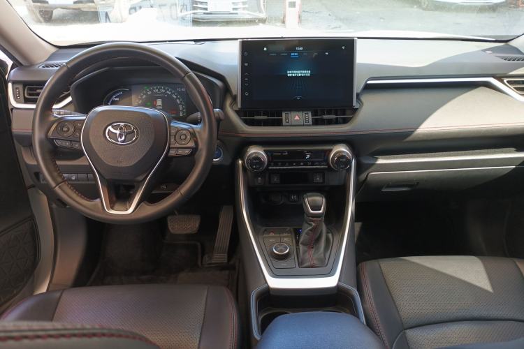 Used Toyota Wildlander New Energy 2021 High-Performance Edition 2.5L Four-Wheel Drive Powerful Version Center Console