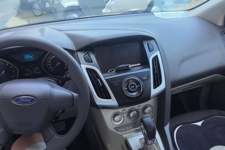 Used Ford Focus 2012 Sedan 1.6L Automatic Comfort Model