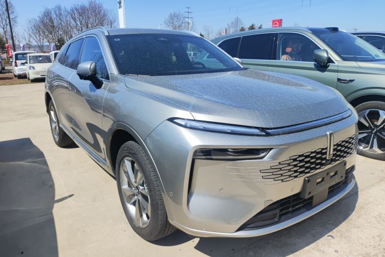 Used Wey Mocha New Energy 2024 Hi4 Four-Wheel Drive Long-Range Version Front Right 45 Deg