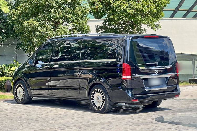 Used Mercedes-Benz V-Class 
