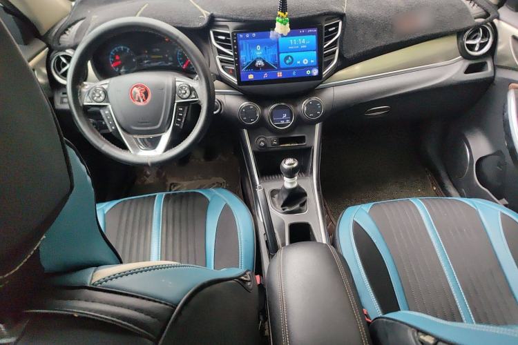 Used BYD Song 2017 Gaishi Upgrade Edition 1.5TI Manual Elite Model