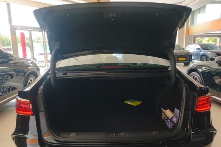 Used Chery Arrizo 8 2025 2.0T DCT Sport