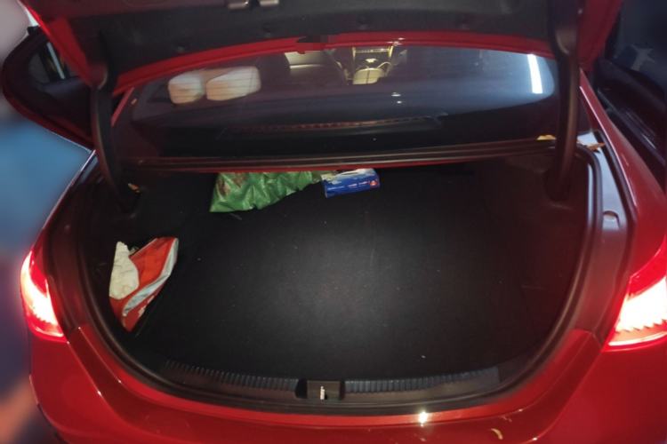 Used Mercedes-Benz C-Class New Energy 2024 C 350 eL Trunk