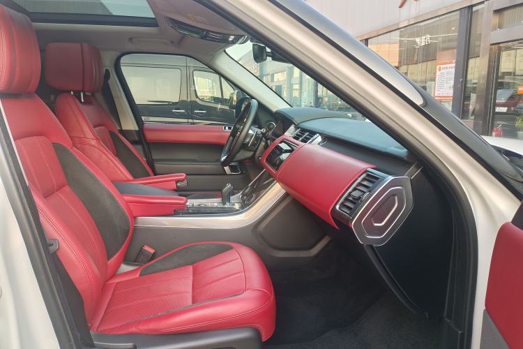 Used Land Rover Range Sport 2022 3.0 L6 YAO Black Edition Interior 3