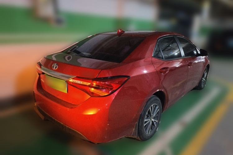 Used Toyota Levin 2016 Dual-Engine 1.8H GS E-CVT Elite Model with Sunroof Rear Right 45 Deg
