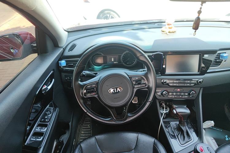 Used Kia Niro 2017 1.6L Luxury Edition
