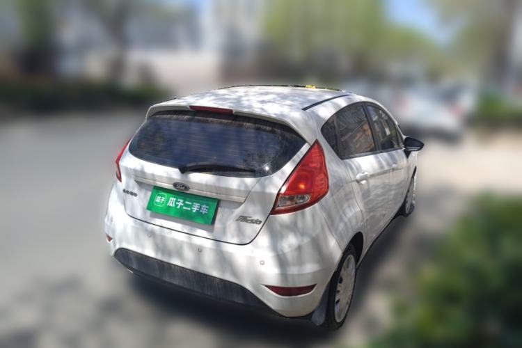 Used Ford Fiesta 2013 Hatchback 1.5L Manual Fashion Edition Rear Right 45 Deg