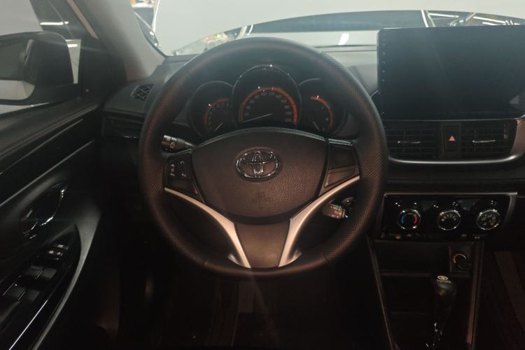 Used Toyota YARiS L Zhi Xuan 2022 X-Trail 1.5L CVT Luxury PLUS Edition Steering Wheel