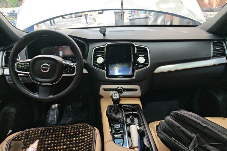 Used Volvo XC90 2015 T6 Zhiyi Edition 7-Seater
