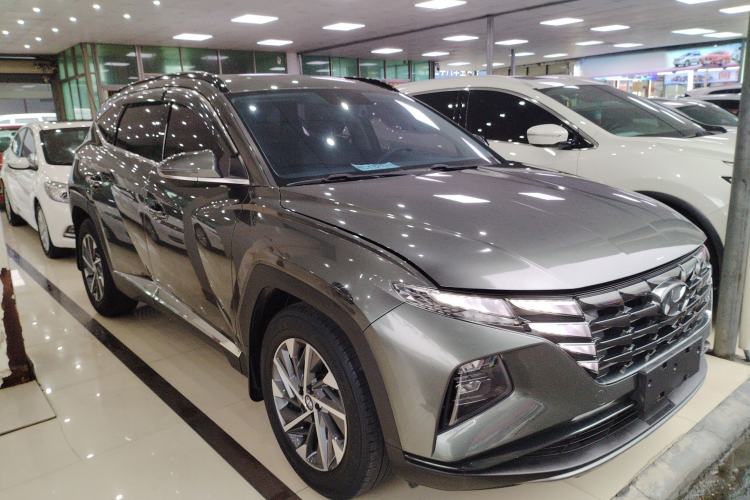 Used Hyundai Tucson 2021 Tucson L 1.5T DCT GLX Elite Edition Front Right 45 Deg