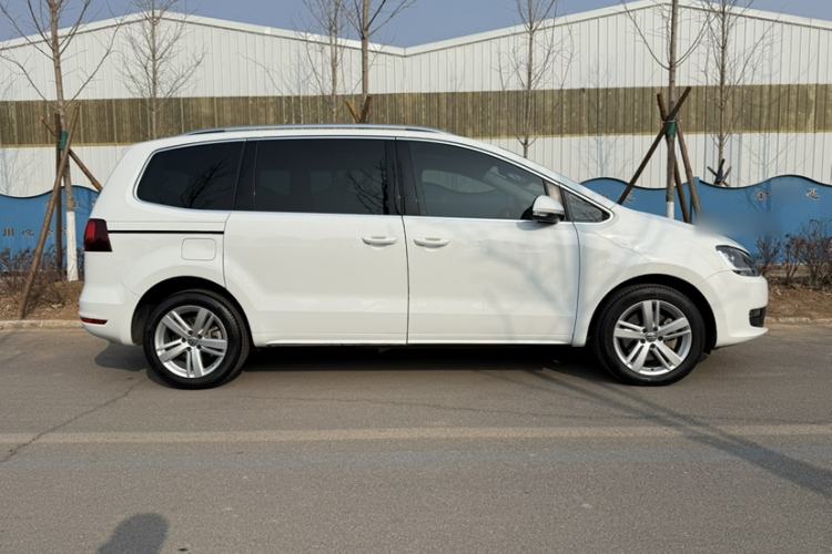 Used Volkswagen Sharan 2018 Revised Version 380TSI Comfort Edition 7-Seater
