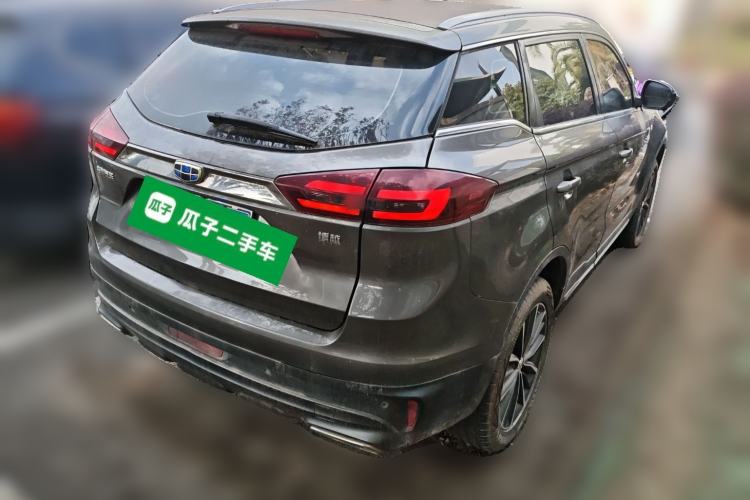 Used Geely Auto Emgrand X7 Sport 2018 1.8TD Automatic Two-Wheel Drive ZhiZun Model with 4G Connectivity
