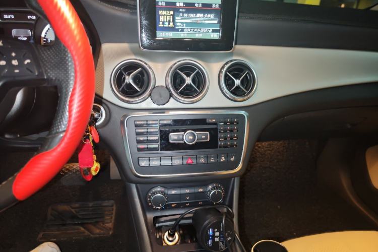 Used Mercedes-Benz GLA 2015 GLA 220 4MATIC Fashion Model