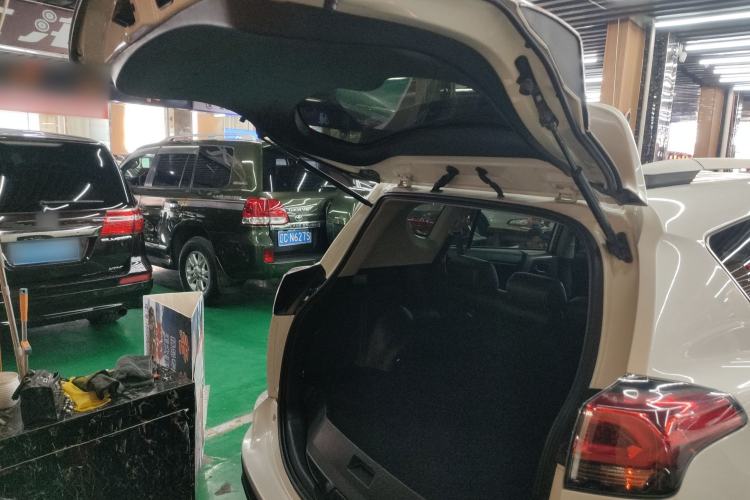 Used Toyota RAV4 2019 2.0L CVT Two-Wheel Drive Comfort Edition China VI Standard
