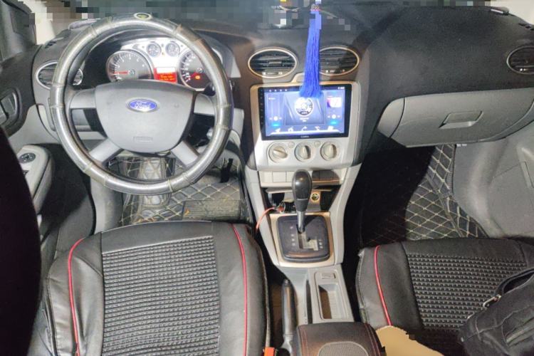 Used Ford Focus 2013 Hatchback Classic 1.8L Automatic Base Model
