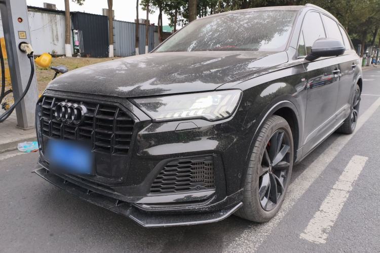 Used Audi Q7 2022 55 TFSI quattro S line Sport model